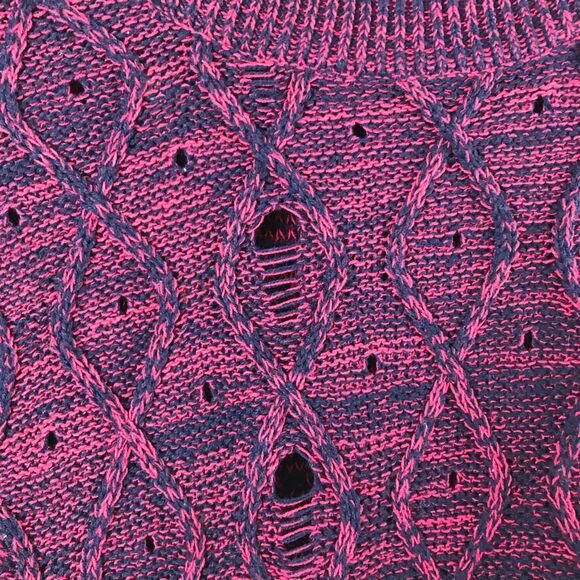 Forever 21 Women's Long Sleeve Sweater Pink Navy Blue Open Knit Juniors Medium - Picture 4 of 7